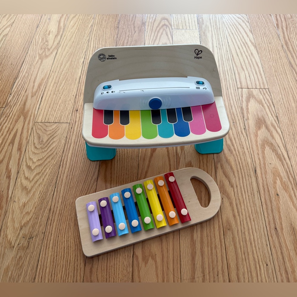 Baby Einstein Hape piano and xylophone